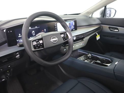 New 2026 Nissan Murano Platinum image 9