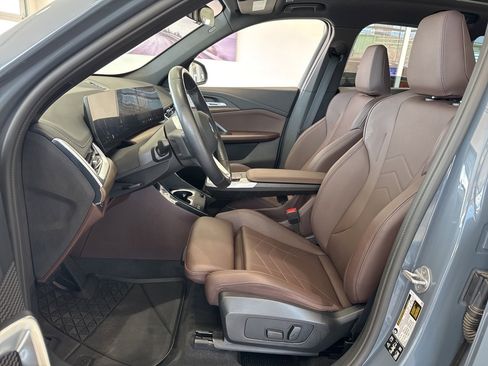 Used 2025 BMW X1 xDrive28i w/ Convenience Package image 14