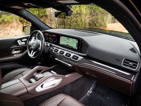 Used 2022 Mercedes-Benz GLS 450 4MATIC w/ AMG Line Exterior image 29