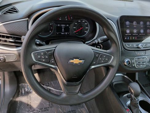 Used 2023 Chevrolet Malibu LT image 15