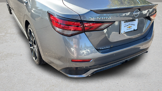 Used 2025 Nissan Sentra SR FWD image 37