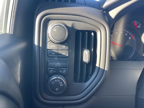 Used 2025 Chevrolet Silverado 1500 Custom Trail Boss w/ Turbomax Blackout Package image 24