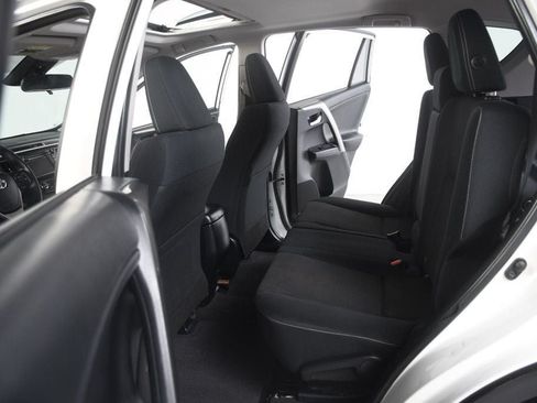Used 2017 Toyota RAV4 XLE FWD image 33