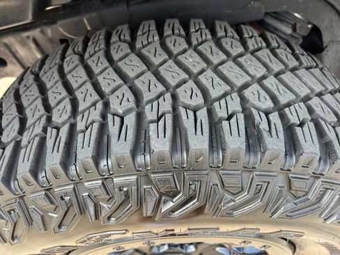 Used 2021 Ford Bronco First Edition AWD/4WD image 17
