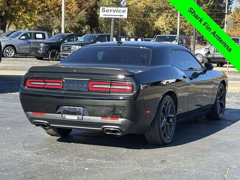 Used 2022 Dodge Challenger R/T w/ Plus Package image 34