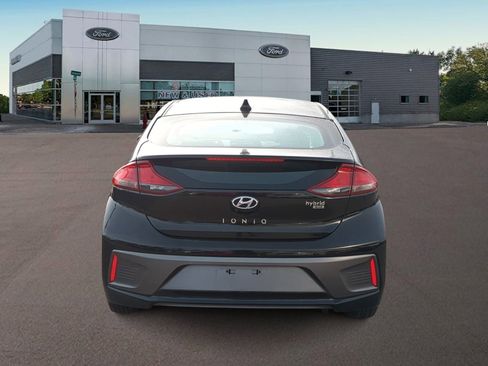 Used 2020 Hyundai Ioniq Blue image 9