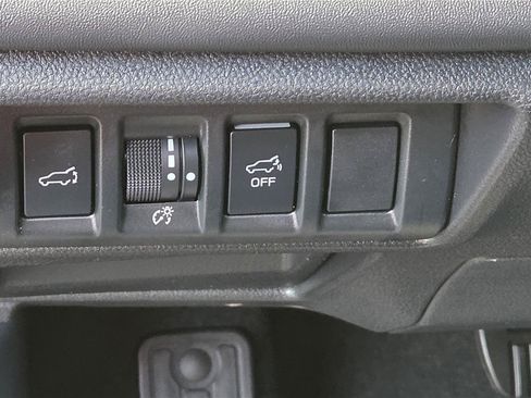 Used 2025 Subaru Outback Touring XT AWD/4WD image 16