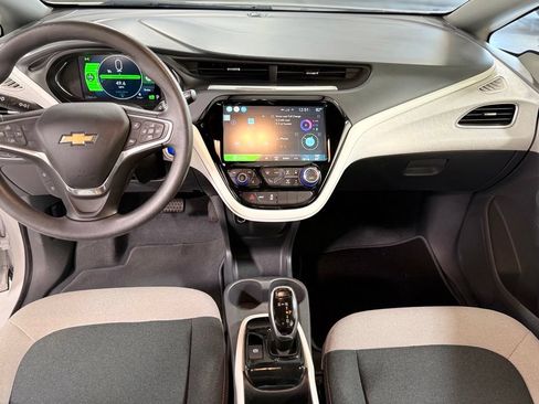 Used 2019 Chevrolet Bolt LT FWD image 2