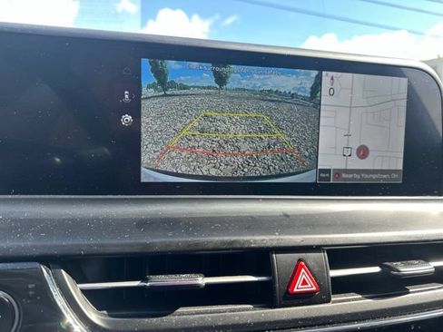 Used 2025 Kia Seltos S FWD image 13