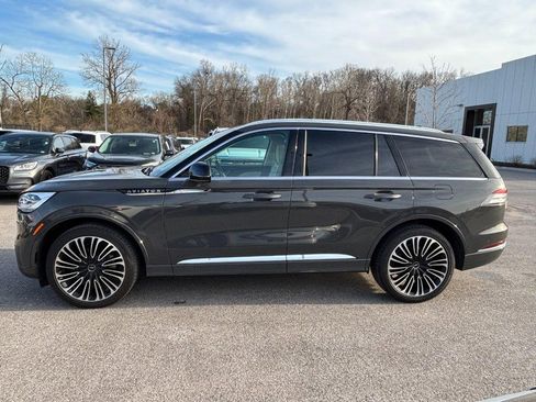 Certified 2024 Lincoln Aviator Black Label image 6