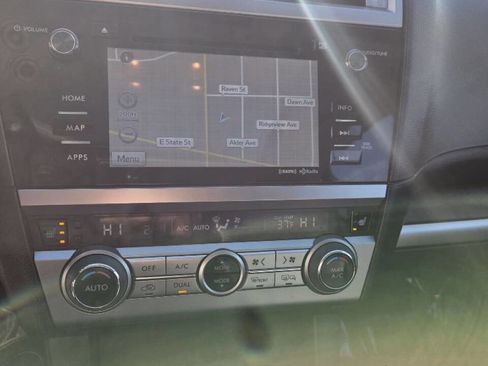 Used 2016 Subaru Outback 3.6R Limited image 10