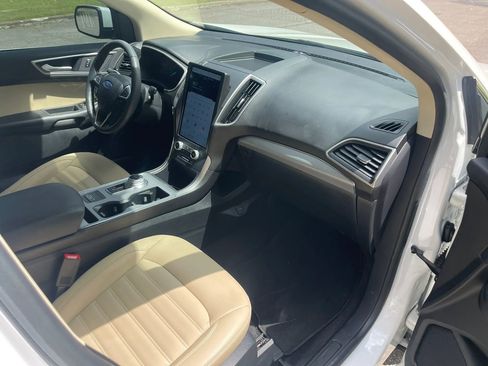 Used 2021 Ford Edge SEL w/ Convenience Package FWD image 14