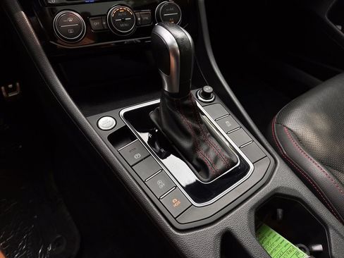 Used 2021 Volkswagen Jetta GLI Autobahn FWD image 11