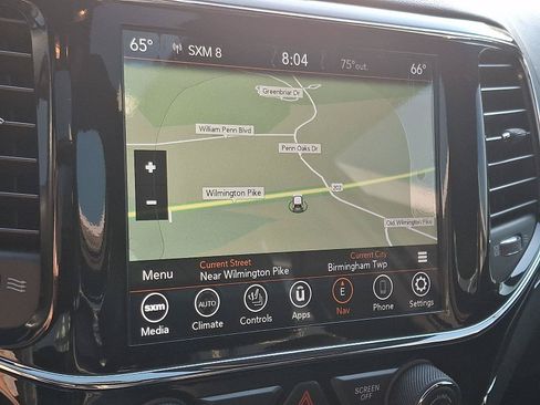 Used 2019 Jeep Grand Cherokee Overland AWD/4WD image 16