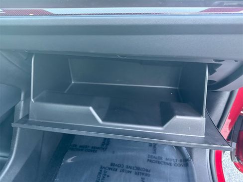 Used 2024 Chevrolet Traverse Z71 w/ LPO, Floor Liner Package image 36