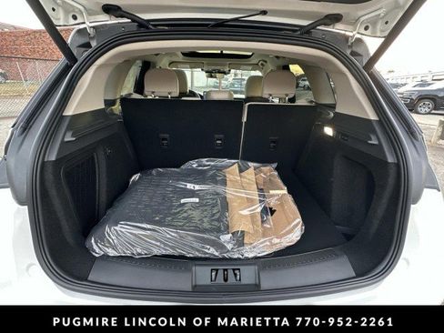 New 2026 Lincoln Corsair Premiere image 18