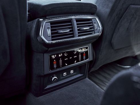 Used 2024 Lamborghini Urus Performante image 63