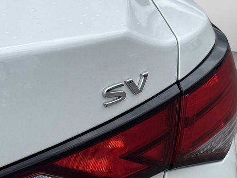 Used 2024 Nissan Sentra SV w/ SV Premium Package FWD image 36