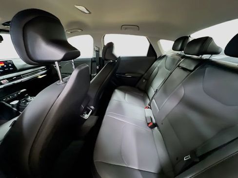 New 2026 Kia K4 EX image 23