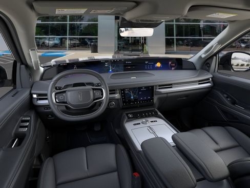 New 2026 Lincoln Navigator Reserve AWD/4WD image 9
