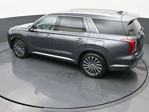 Used 2023 Hyundai Palisade Calligraphy w/ Cargo Package image 40