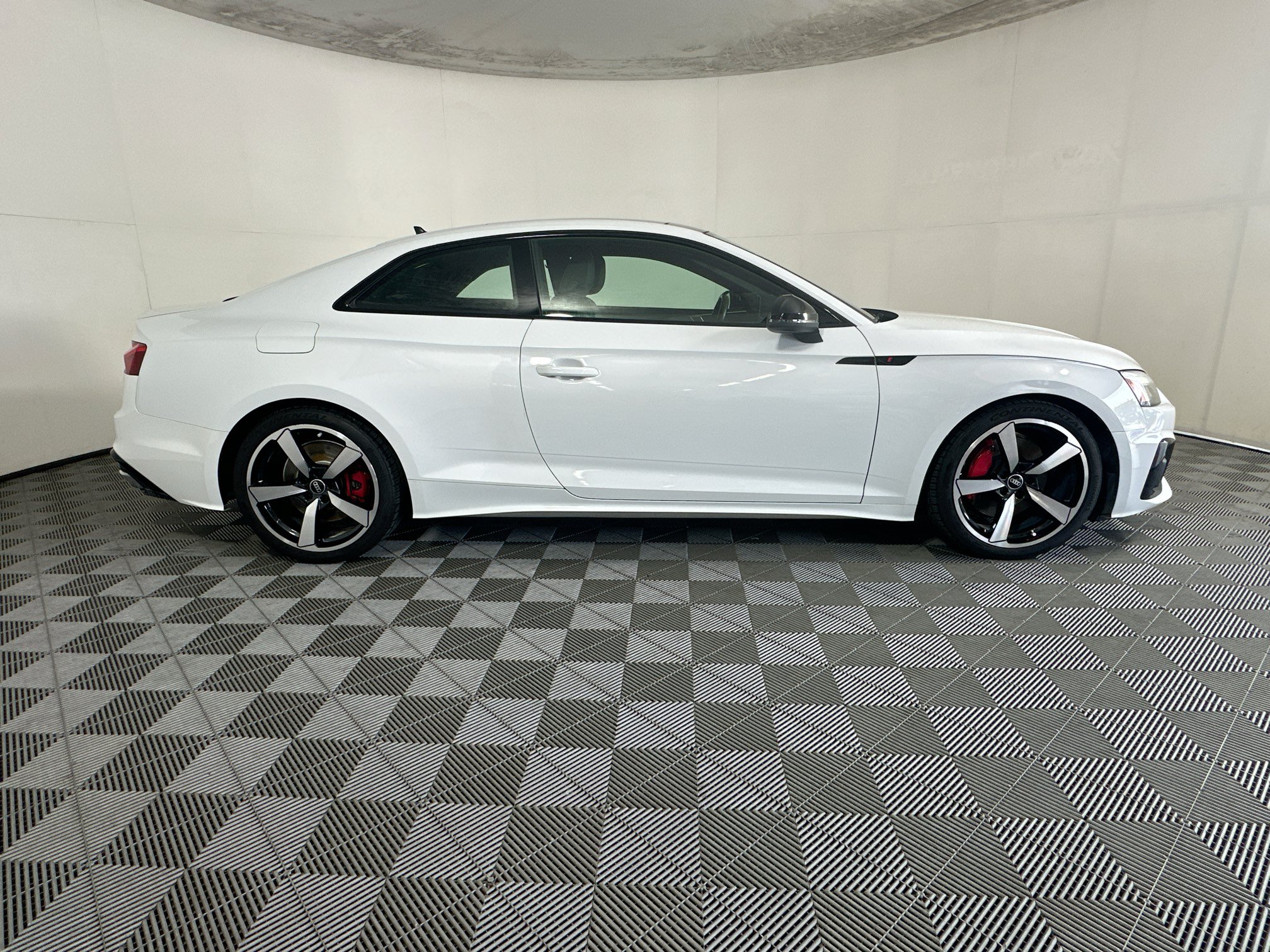 Used 2022 Audi A5 2.0T Premium Plus w/ Premium Plus AWD/4WD image 2