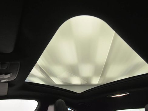 Used 2019 Mercedes-Benz CLA 250 4MATIC w/ Premium Package image 40