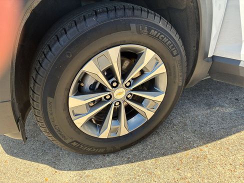 Used 2025 Chevrolet Equinox LT AWD/4WD image 29