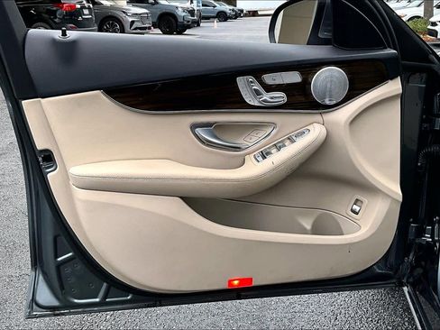 Used 2019 Mercedes-Benz C 300 Sedan image 22
