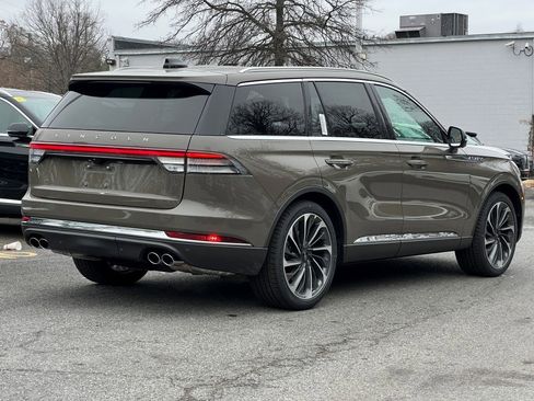 New 2026 Lincoln Aviator Reserve image 4