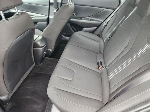 Used 2024 Hyundai Elantra SEL image 27