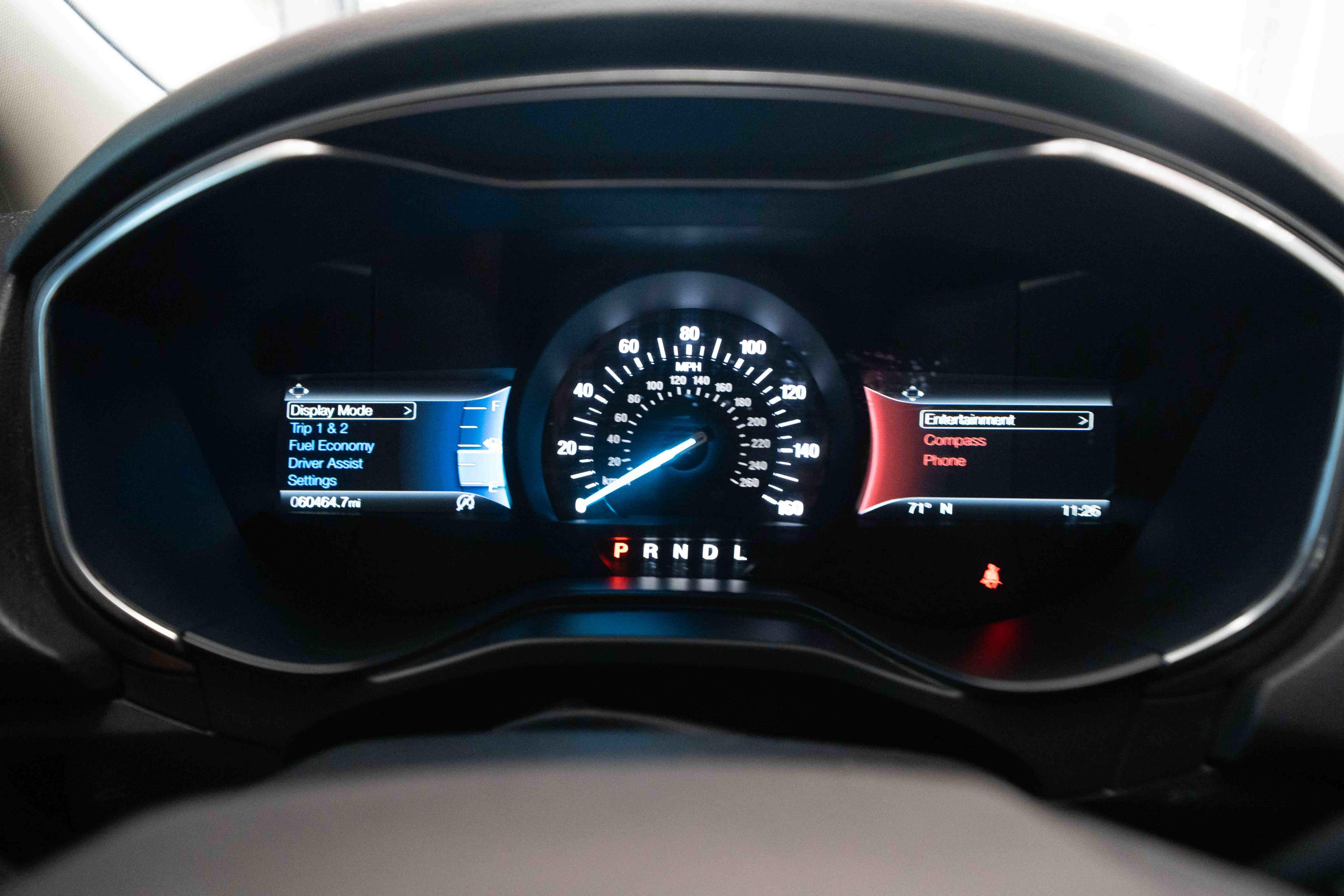 Used 2020 Ford Fusion SE FWD image 16