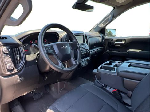 Used 2019 Chevrolet Silverado 1500 Custom Trail Boss w/ Custom Convenience Package AWD/4WD image 16