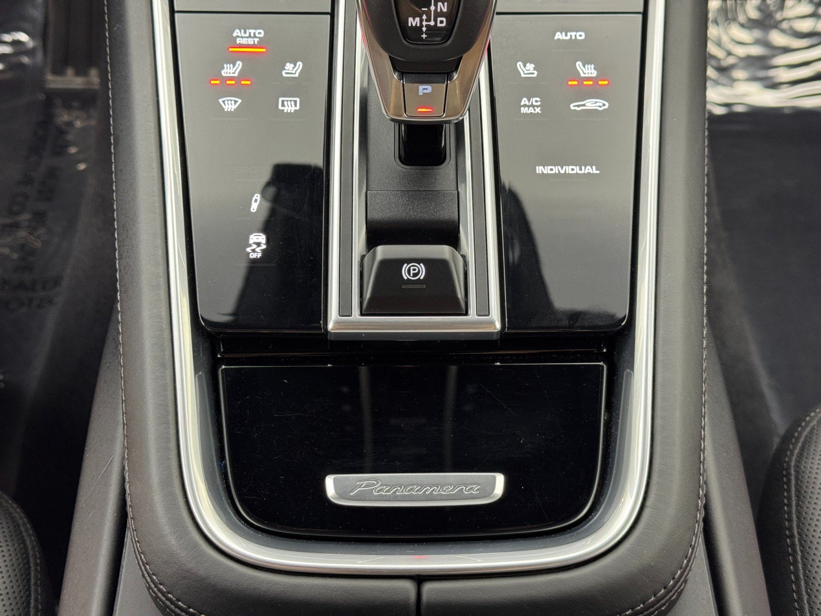 Used 2019 Porsche Panamera 4 Executive w/ Premium Package Plus AWD/4WD image 31