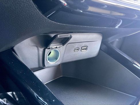 Used 2025 Chevrolet Trax ACTIV image 38