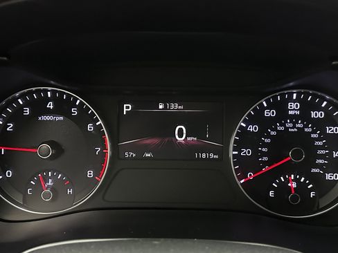 Used 2024 Kia Forte GT-Line image 13