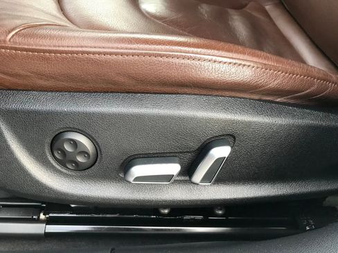 Used 2015 Audi A4 2.0T Premium Plus w/ Technology Package image 13