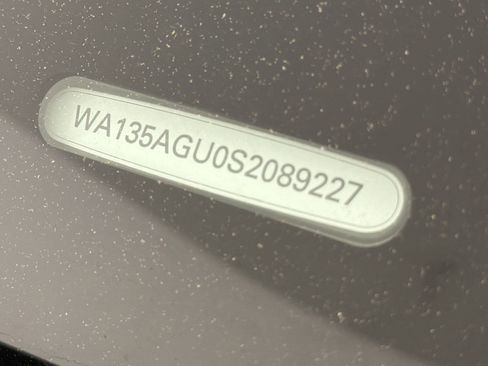 Used 2025 Audi SQ5 Prestige image 19