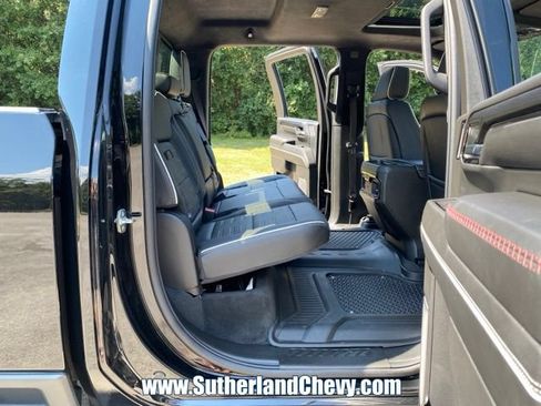 Used 2025 GMC Sierra 2500 AT4X AWD/4WD image 52