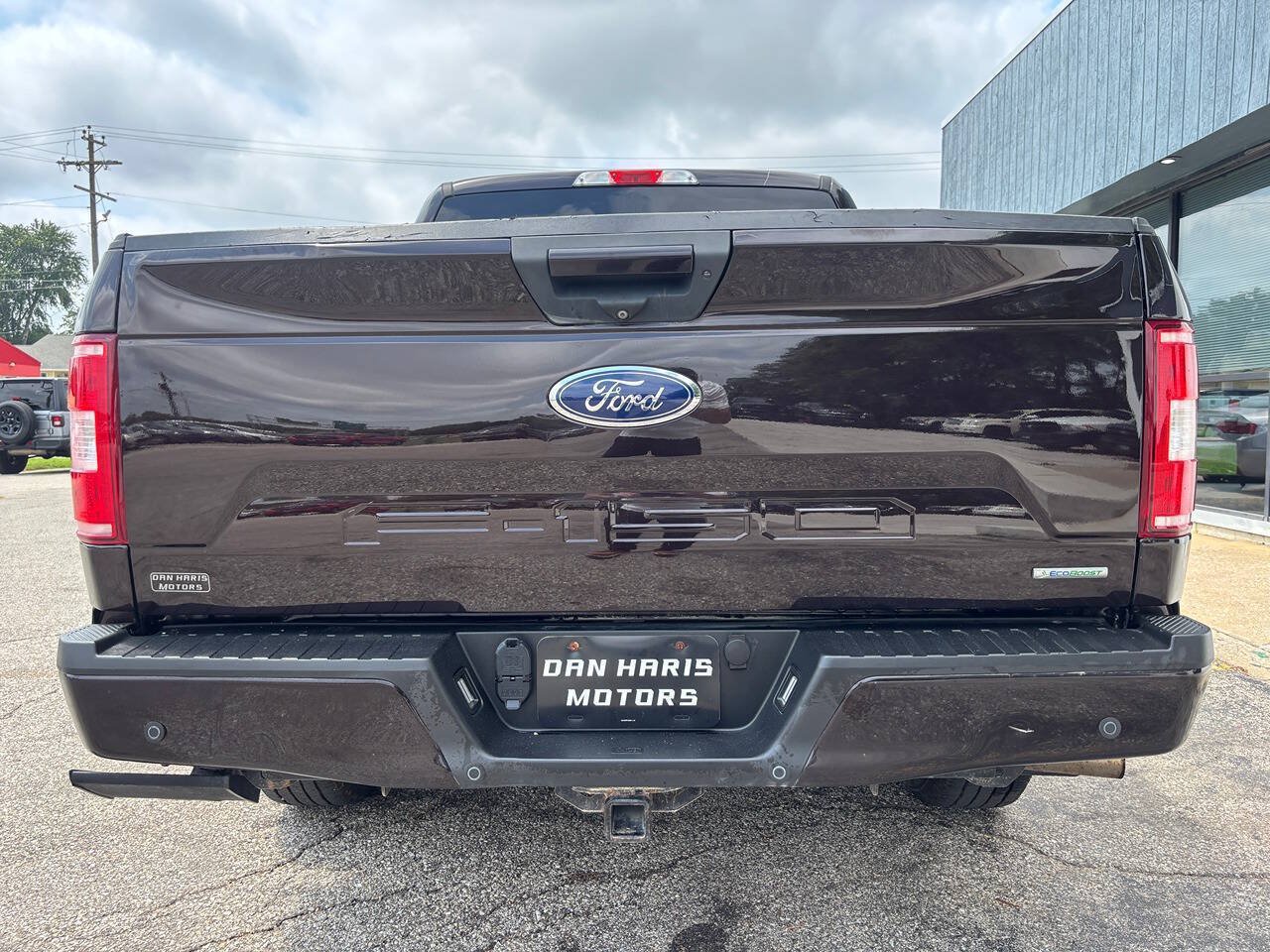 Used 2018 Ford F150 XLT w/ Equipment Group 302A Luxury AWD/4WD image 8