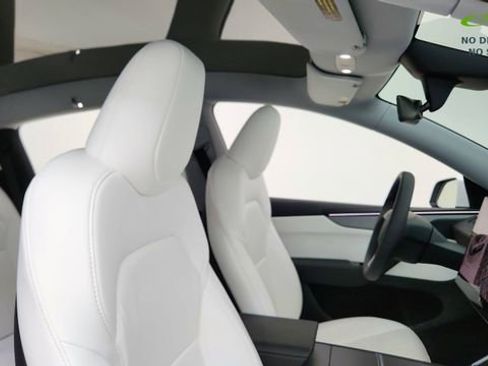 Used 2026 Tesla Model Y Long Range RWD image 20