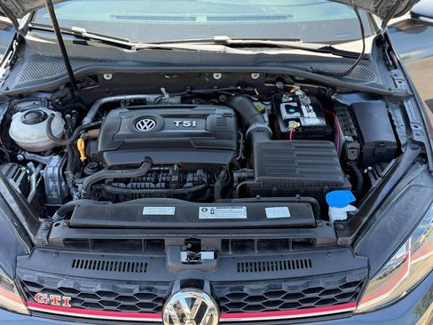 Used 2019 Volkswagen GTI Autobahn FWD image 43
