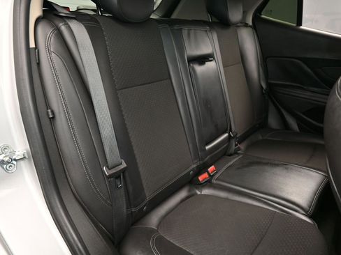 Used 2020 Buick Encore Preferred image 36