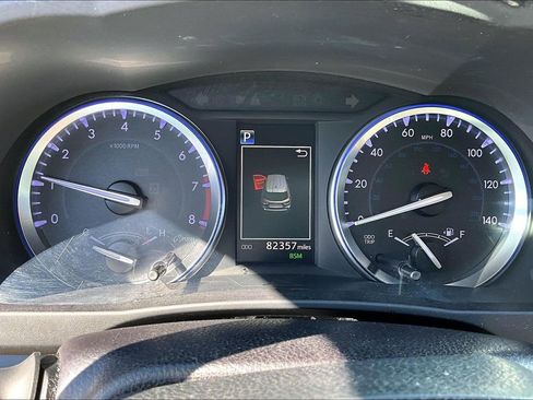 Used 2019 Toyota Highlander Limited image 12