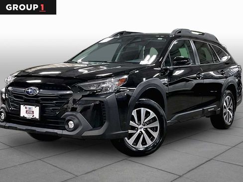 Used 2024 Subaru Outback Premium AWD/4WD image 1