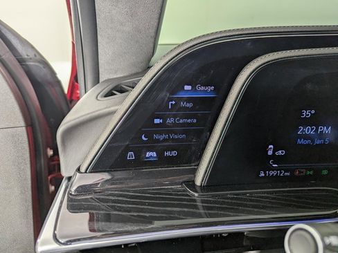 Used 2024 Cadillac Escalade V image 18