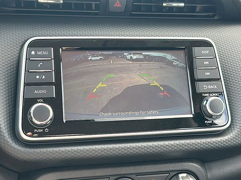 New 2025 Nissan Kicks Play S image 22