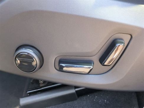 New 2026 Volvo XC60 B5 Core w/ Protection Package Premier image 16