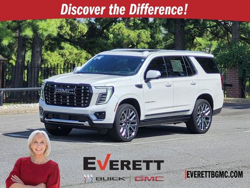 Certified 2025 GMC Yukon Denali Ultimate AWD/4WD image 1