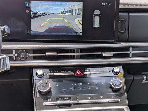 Used 2024 Hyundai Santa Fe SEL FWD image 14